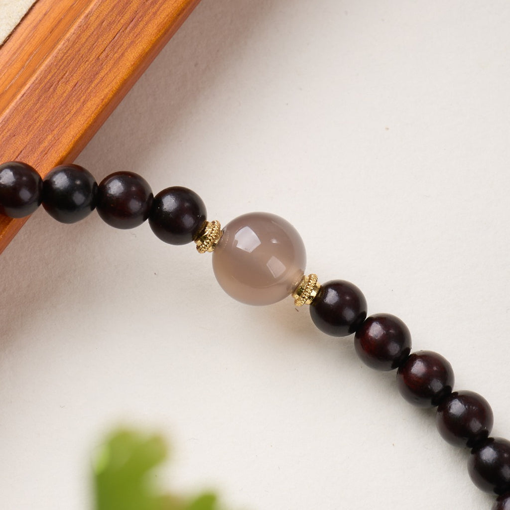 Red Sandalwood & Agate Leaf Bracelet