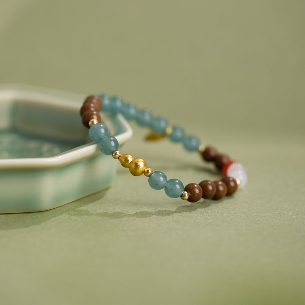 Scented Wood & Multi-Gem Leaf Charm Bracelet