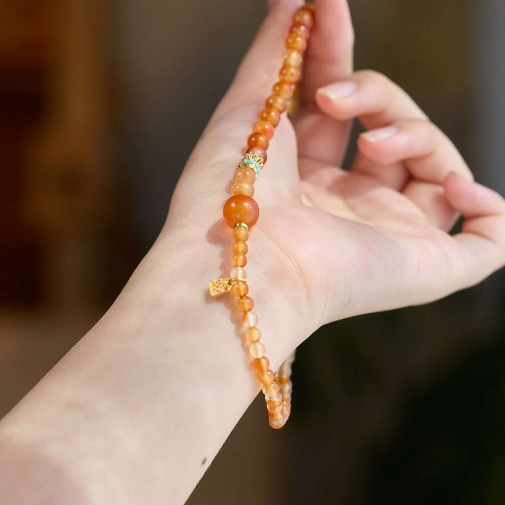 Red Agate & Vintage Gold Style Bracelet