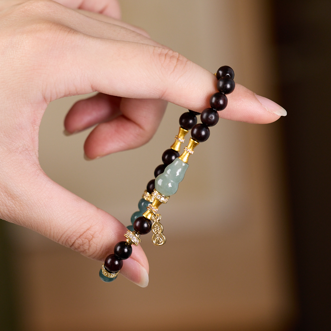 Red Sandalwood & Jadeite Bamboo Bracelet