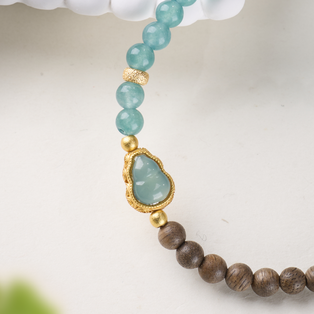 Agarwood & Blue Chalcedony Gourd Bracelet