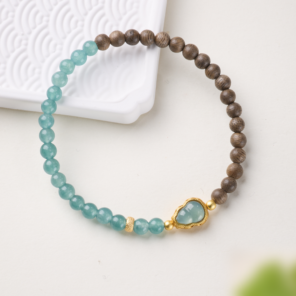Agarwood & Blue Chalcedony Gourd Bracelet