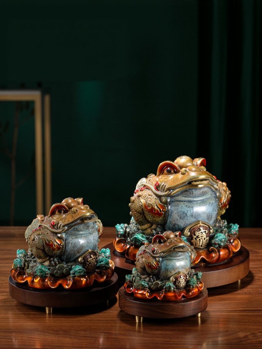 Luxury Brass Money Toad Statue